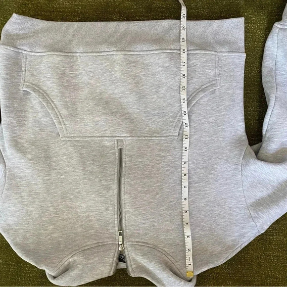 Scuba Neck Cropped Hoodie, Light Gray, Women’s Medium gray hoodie with pocket - Picture 11 of 13